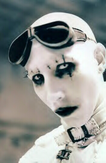 manson.jpg